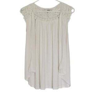 🟢1351 * I'm In Love With Derek Crochet Back Cardigan Off White Size M